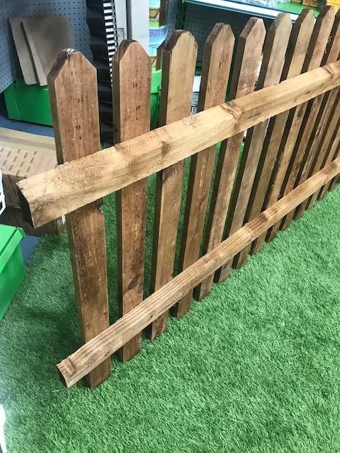Wooden Picket Fence detail
